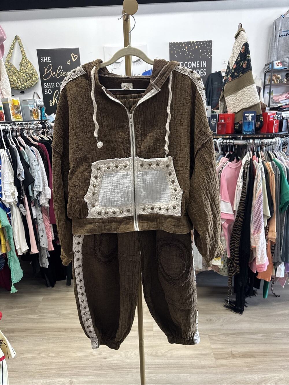 POL Sabrina Zip-Up Gauze Hoodie And Jogger Set Size Small